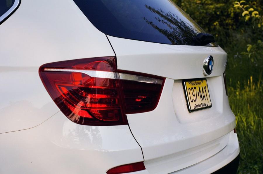  BMW X3 xDrive 2.8i 2011 года  (фото 28 из 37)